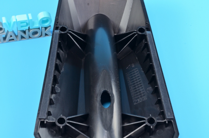 Подставка под переднее колесо Magene