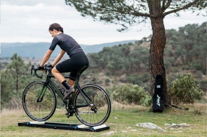 velostanok_ru_roodol_pack_compact-4.0x460 Velostanok rollernii RooDol Compact kypit v Moskve v internet-magazine «VELOSTANOK» Velostanok rollernii RooDol Compact Велостанок роллерный RooDol® Compact