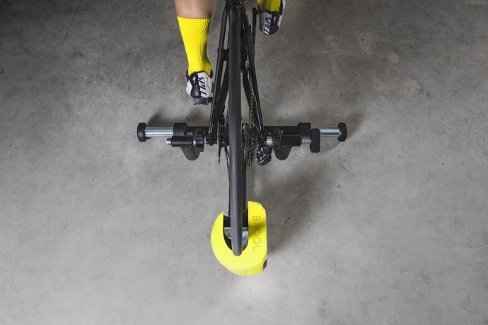 velostanok_bkool_smart_pro2-5.0x460 Velostanok Bkool Smart Pro 2 kypit v Moskve v internet-magazine «VELOSTANOK» Velostanok Bkool Smart Pro 2 Велостанок Bkool Smart Pro 2