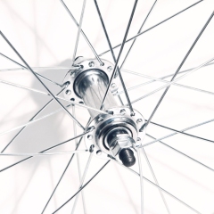 v_15506_1.240 Velosipednie kolesa v sbore kypit v Moskve v internet-magazine «VELOSTANOK» Velosipednie kolesa v sbore Переднее колесо 20&quot;, обод одинарный алюминиевый