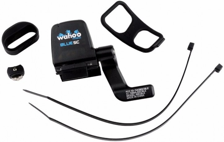 blue-sc-apeed-and-cadence-sensor-4.0x460 Velodatchik skorosti i vrasheniya pedalei Wahoo Blue SC kypit v Moskve v internet-magazine «VELOSTANOK» Velodatchik skorosti i vrasheniya pedalei Wahoo Blue SC Велосипедный датчик скорости и каденса Wahoo Blue SC