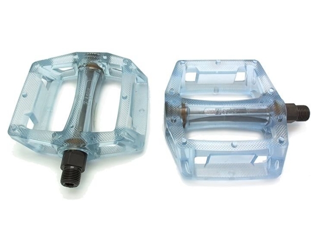 Велосипедные педали Kamigawa z-0911,DH/BMX. Материал: полимер, ось crmo, 9/16". Размер: 100х110х28мм. Вес: 195г. Цвет: прозрачный синий