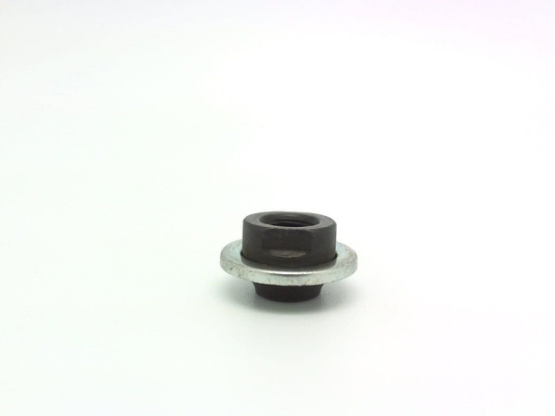 Гайка конусная 3/8" с пыльником для задней оси