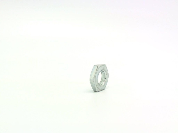 Контргайка для задней оси 3/8"