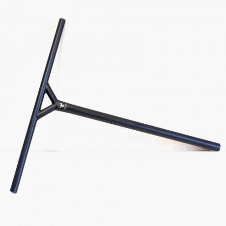 Руль KRIEGER TR, с усилением. Размер 710 мм х 600 мм черный матовый