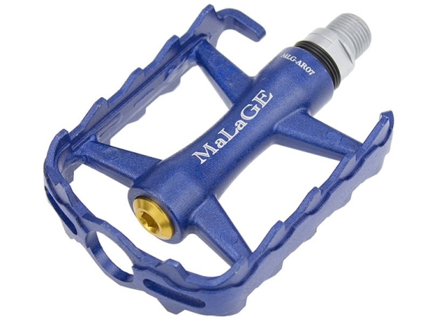 Велосипедные педали MLG-AR07 алюминиевые, 95х72х24мм, ось CrMo, 1 шариковый подшипник + 1 подшипник скольжения, отражатель, вес 320г синие