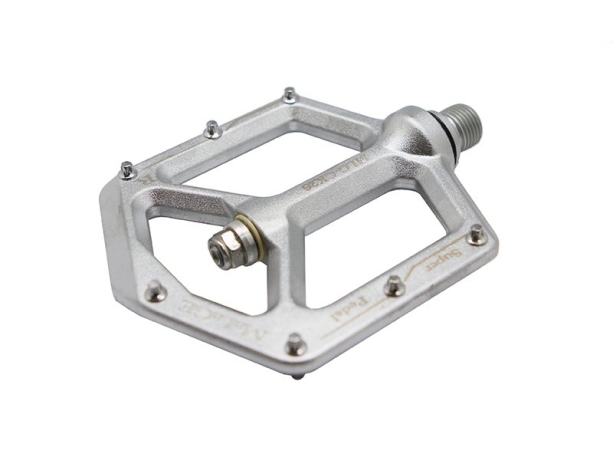 v_12722_0.0x460 Velosipednie pedali MLG-CK26 aluminievie, 100h102h11mm, os CrMo, 1 sharikovii podshipnik + 1 podshipnik skoljeniya, smennie shipi, ves 383g serebristie kypit v Moskve v internet-magazine «VELOSTANOK» Velosipednie pedali MLG-CK26 aluminievie, 100h102h11mm, os CrMo, 1 sharikovii podshipnik + 1 podshipnik skoljeniya, smennie shipi, ves 383g serebristie Велосипедные педали MLG-CK26 алюминиевые, 100х102х11мм, ось CrMo, 1 шариковый подшипник + 1 подшипник скольжения, сменные шипы, вес 383г серебристые