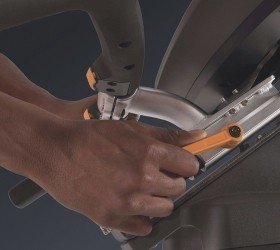 MATRIX U50XIR Вертикальный велоэргометр