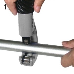 v_4159_1.240 Instrymenti specialnie kypit v Moskve v internet-magazine «VELOSTANOK» Instrymenti specialnie Super b tb-1917 труборез для укорачивания штока вилки 6-38мм (1/4&quot; - 1-1/2&quot;), торг.упаковка