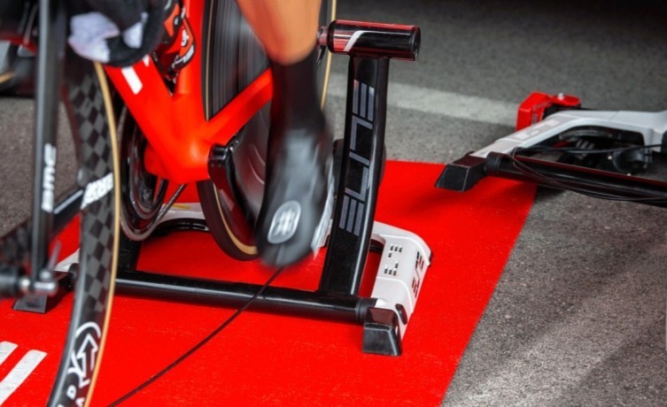 velostanok-elite-qubo-power-mag-smart-b7.0x460 Velostanok Elite QUBO Power Mag SMART B+ kypit v Moskve v internet-magazine «VELOSTANOK» Velostanok Elite QUBO Power Mag SMART B+ Велостанок Elite QUBO Power Mag SMART B+