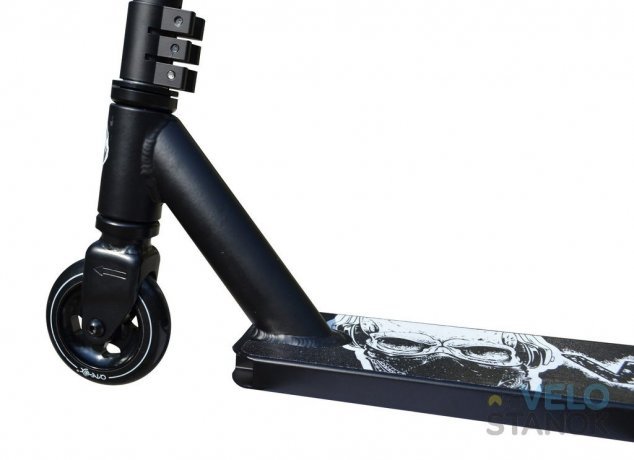 Самокат трюковый ATЕОХ VICE (Черный-Золотой)